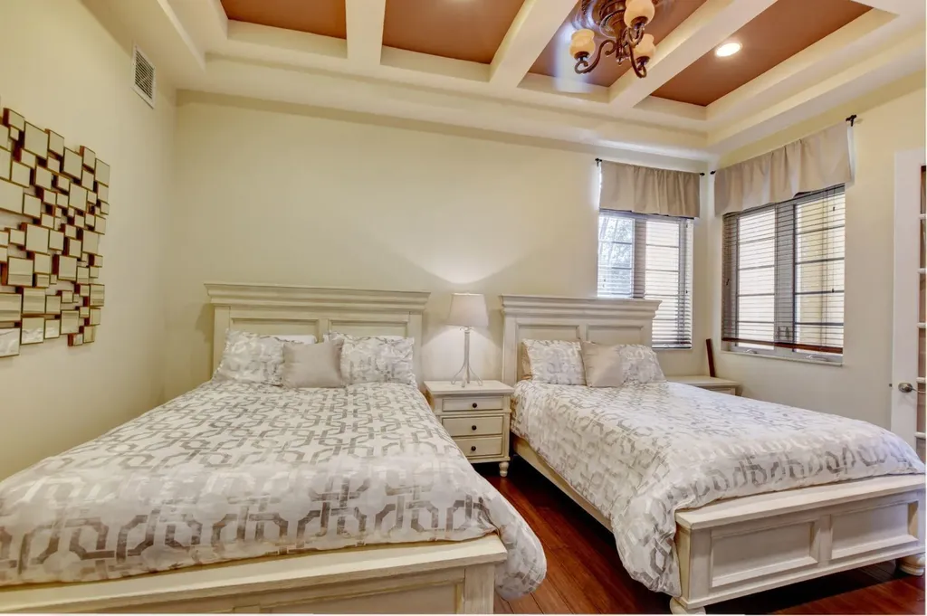 17739 Lake Azure Way Boca Raton FL 33496