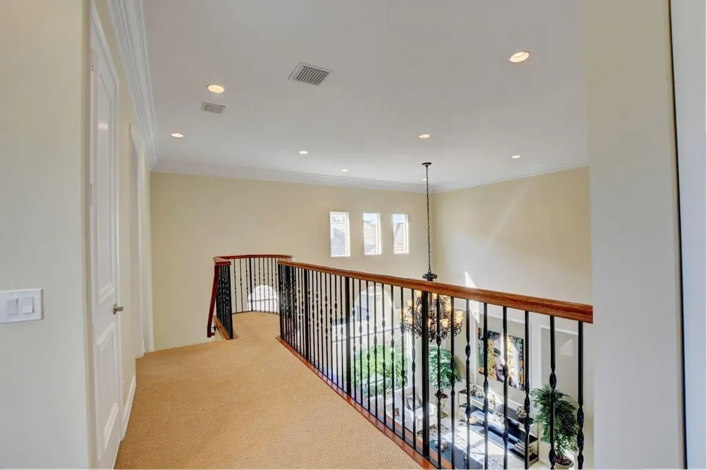 17739 Lake Azure Way Boca Raton FL 33496