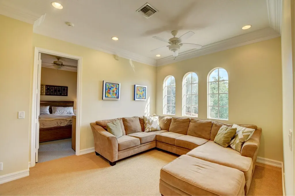 17739 Lake Azure Way Boca Raton FL 33496