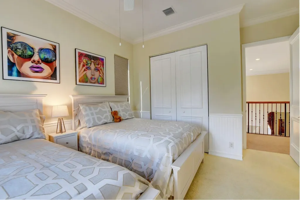17739 Lake Azure Way Boca Raton FL 33496