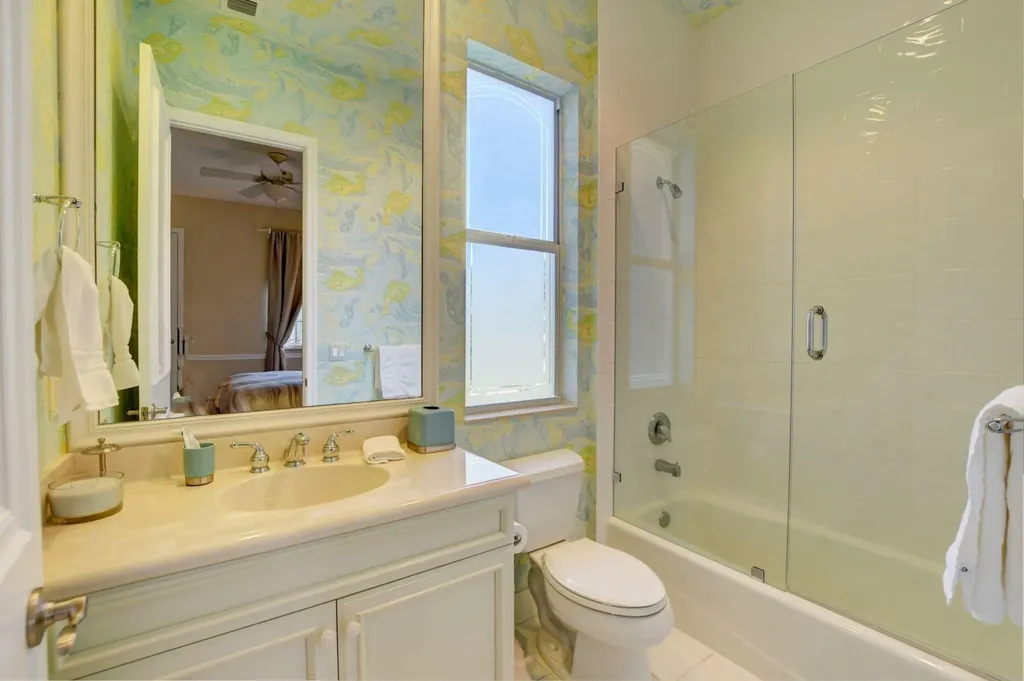 17739 Lake Azure Way Boca Raton FL 33496