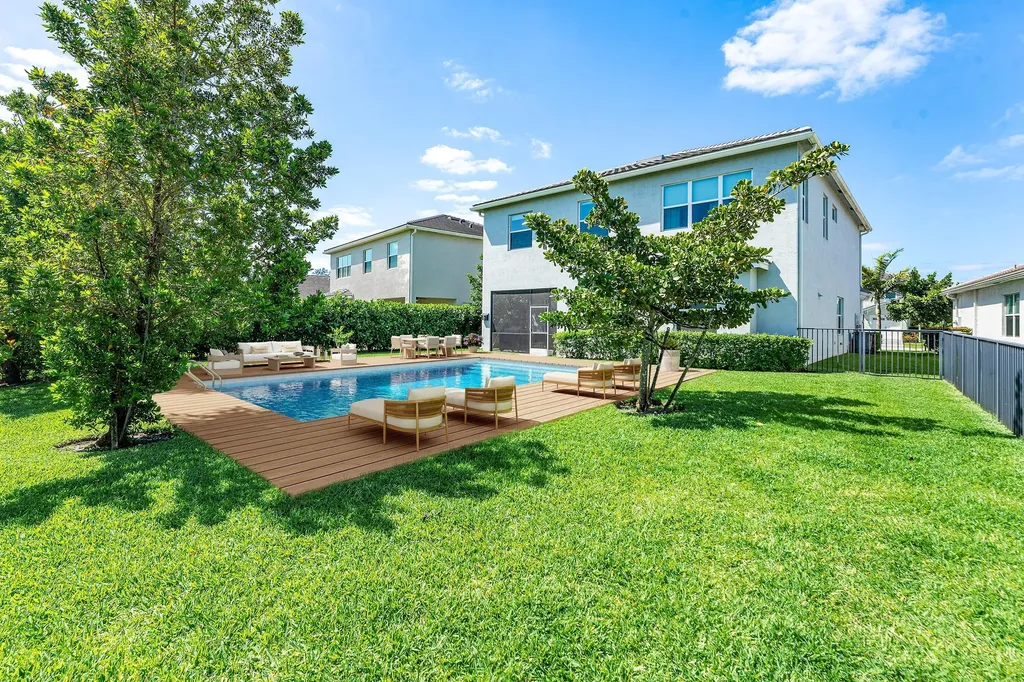 15613 Orchard Drive Westlake FL 33470