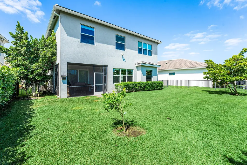 15613 Orchard Drive Westlake FL 33470