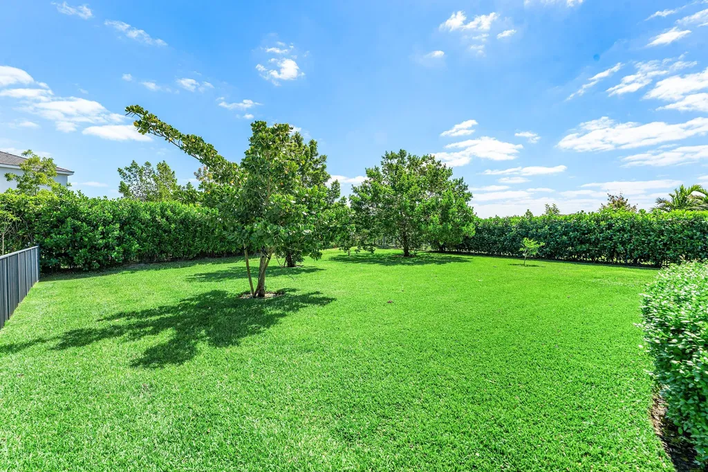 15613 Orchard Drive Westlake FL 33470