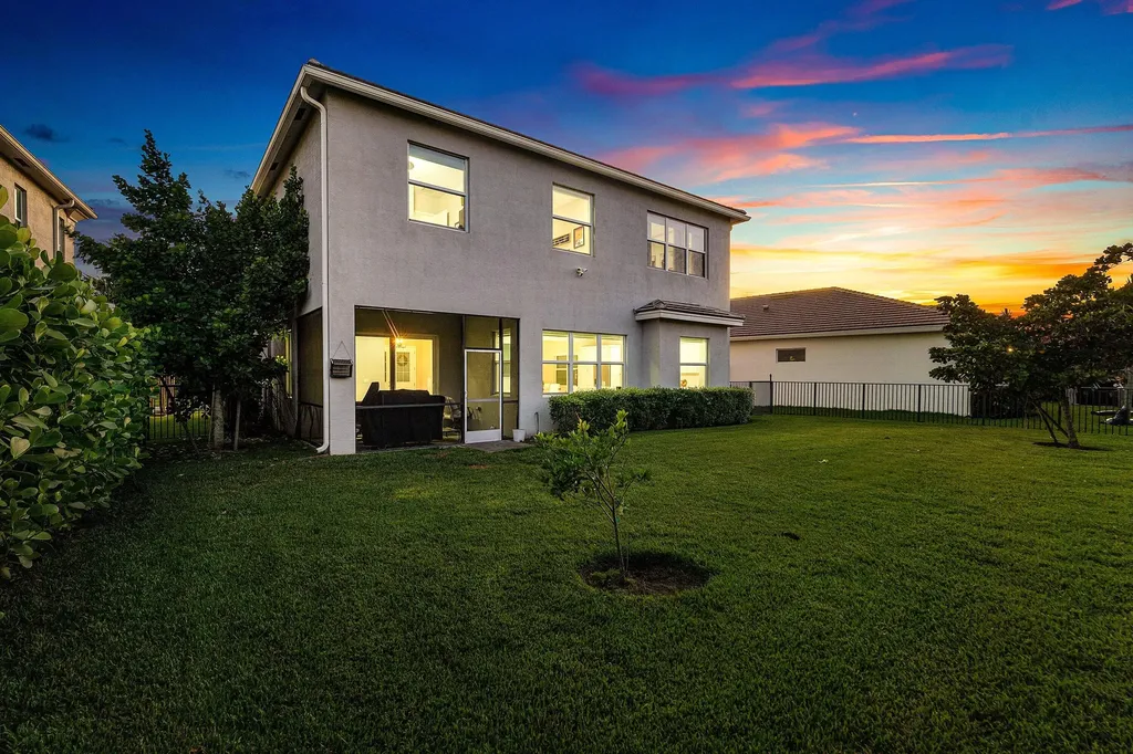 15613 Orchard Drive Westlake FL 33470