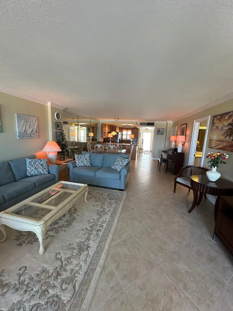 328 N Ocean Boulevard Pompano Beach FL 33062