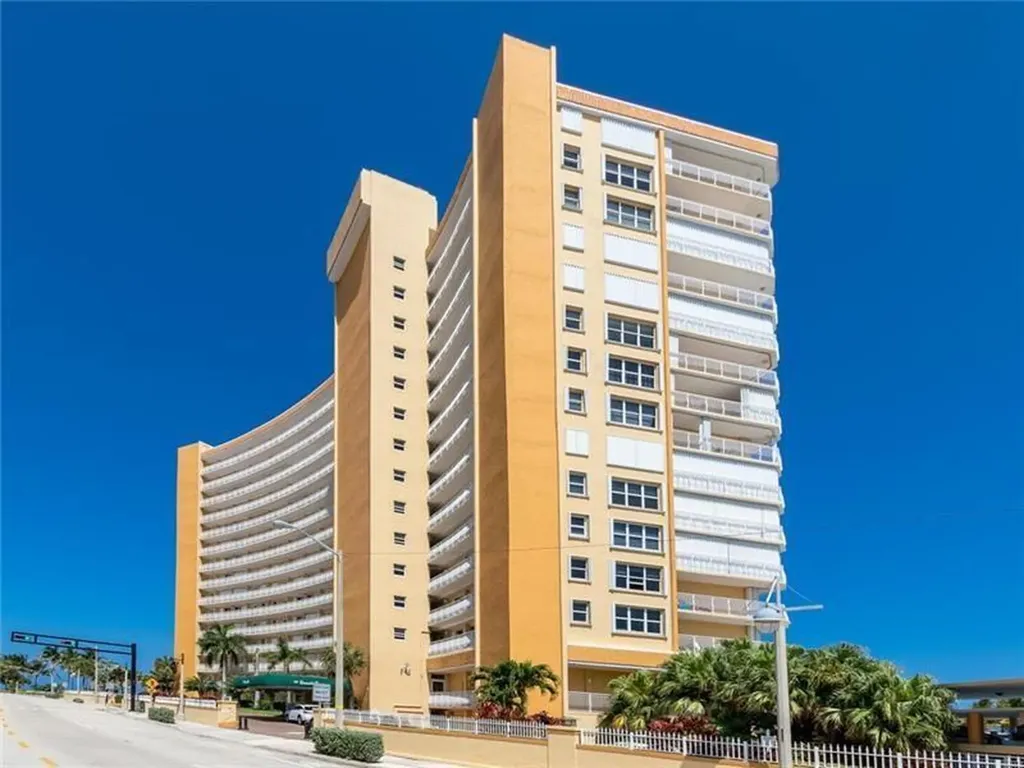 328 N Ocean Boulevard Pompano Beach FL 33062