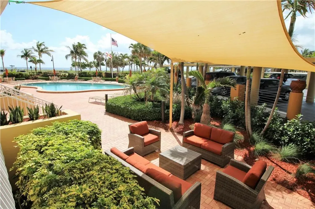 328 N Ocean Boulevard Pompano Beach FL 33062