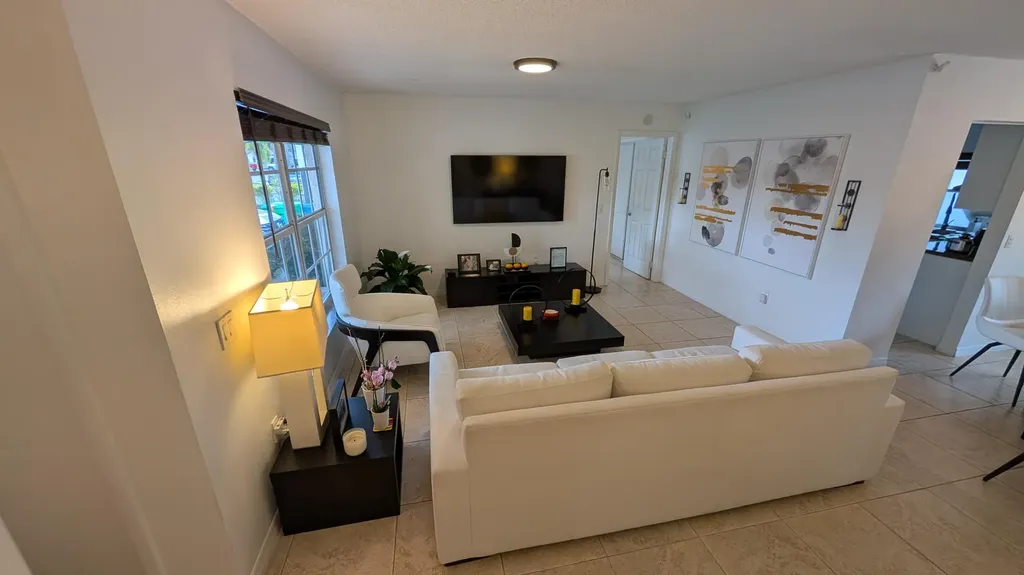 11640 NW 32nd Manor Sunrise FL 33323