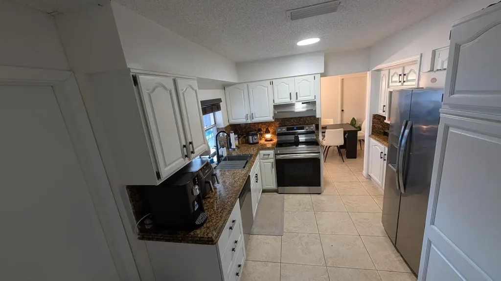 11640 NW 32nd Manor Sunrise FL 33323