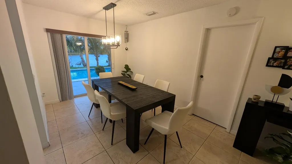 11640 NW 32nd Manor Sunrise FL 33323