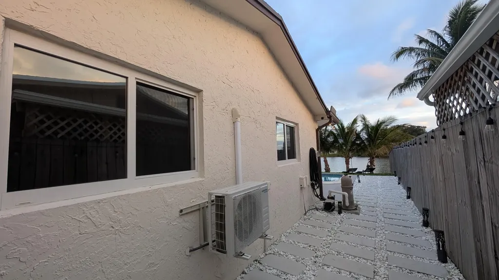 11640 NW 32nd Manor Sunrise FL 33323
