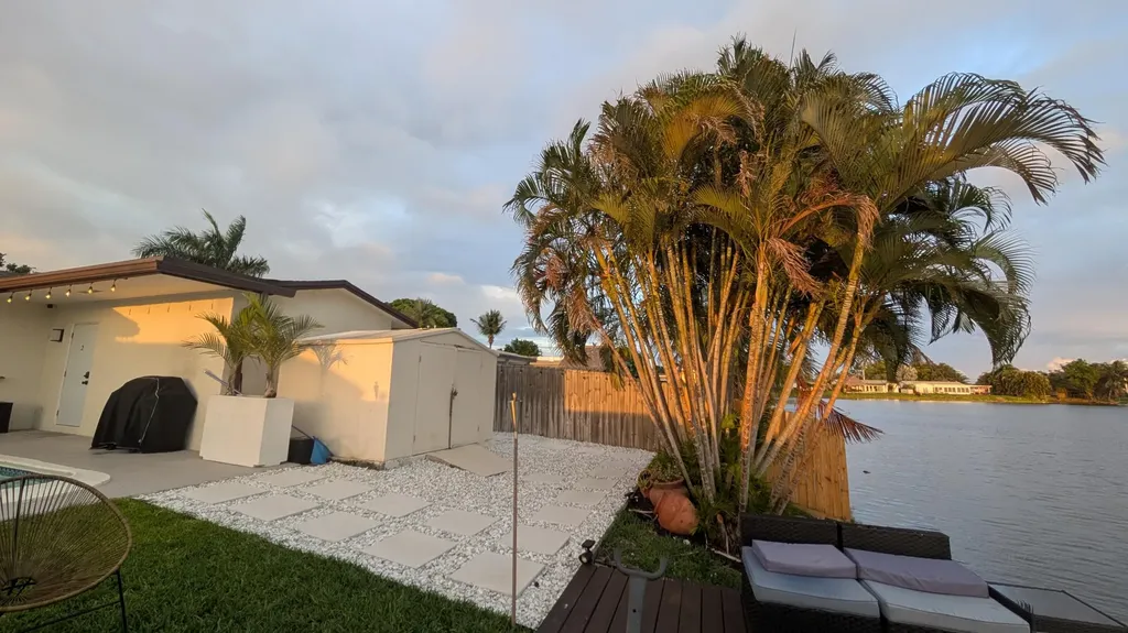 11640 NW 32nd Manor Sunrise FL 33323