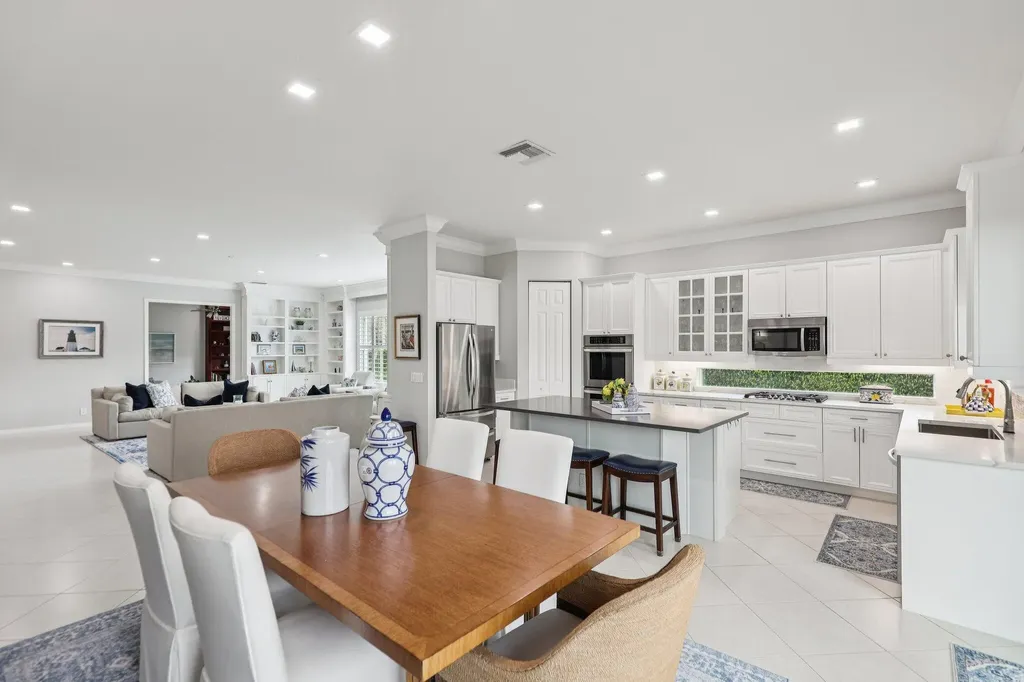 205 Via Condado Way Palm Beach Gardens FL 33418
