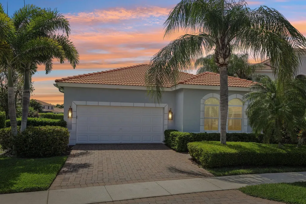 205 Via Condado Way Palm Beach Gardens FL 33418