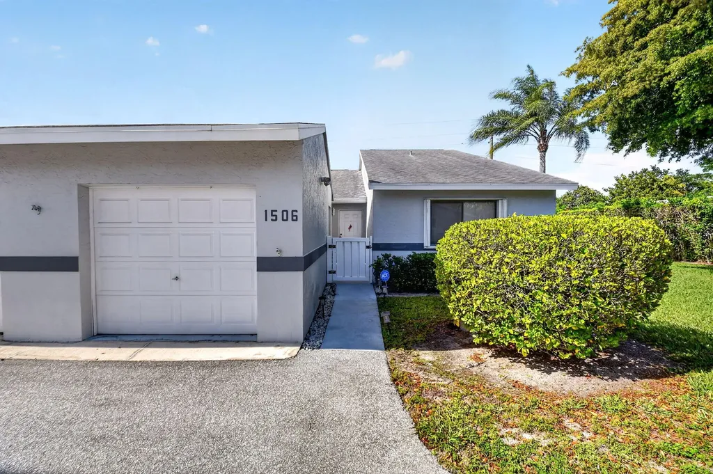 2641 Gately Drive W West Palm Beach FL 33415