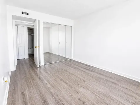 9682 Fontainebleau Boulevard Miami FL 33172