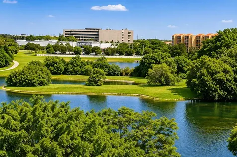 9682 Fontainebleau Boulevard Miami FL 33172
