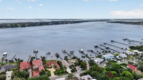 1887 SE Ocean Cove Way Stuart FL 34996
