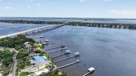 1887 SE Ocean Cove Way Stuart FL 34996