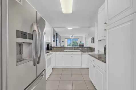 7735 Yardley Drive Tamarac FL 33321