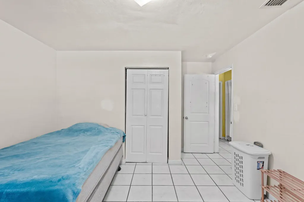 5161 N Andrews Avenue Fort Lauderdale FL 33309