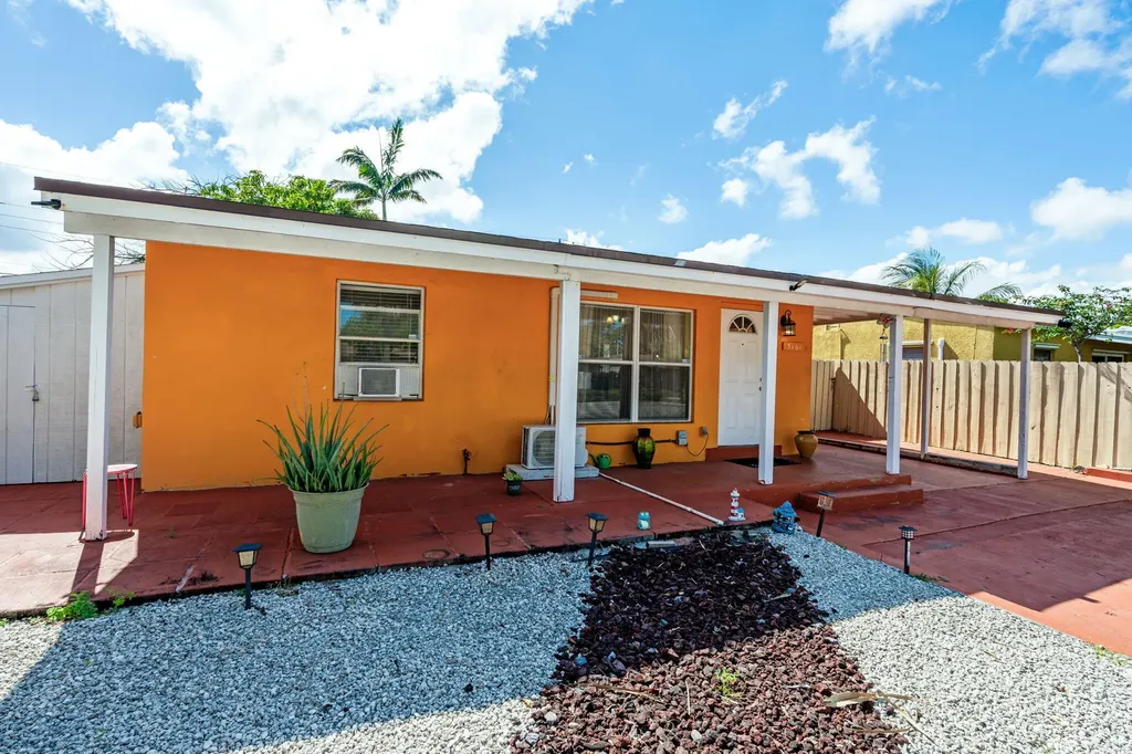 5161 N Andrews Avenue Fort Lauderdale FL 33309