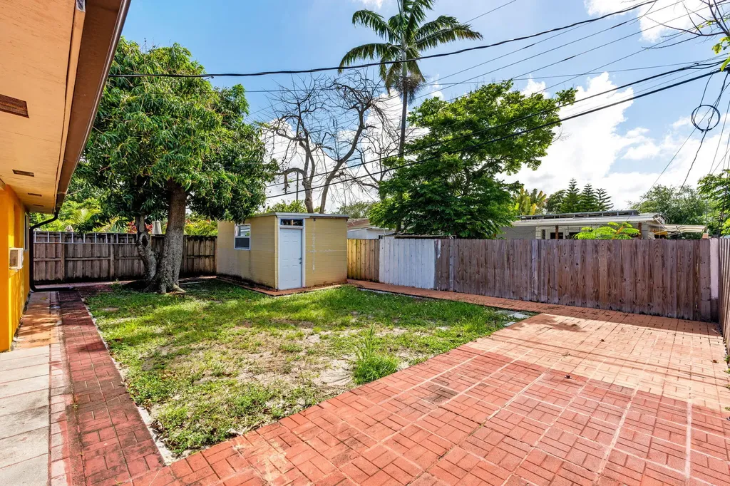 5161 N Andrews Avenue Fort Lauderdale FL 33309