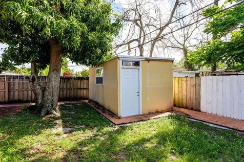 5161 N Andrews Avenue Fort Lauderdale FL 33309