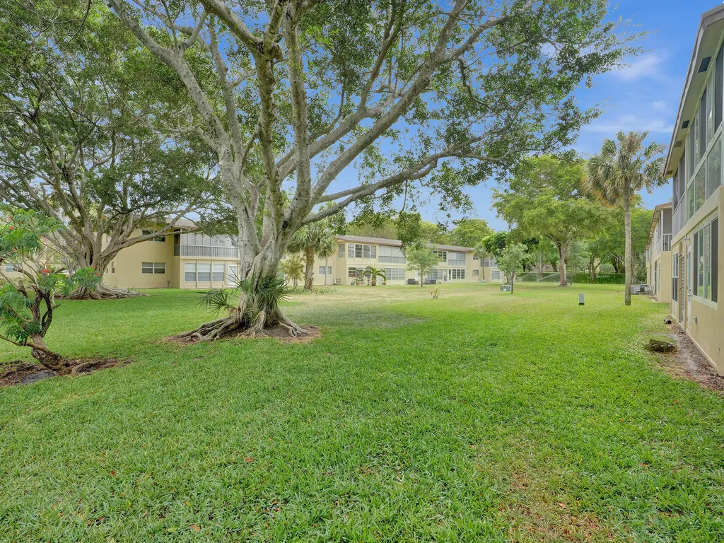 201 NW 76th Avenue Margate FL 33063