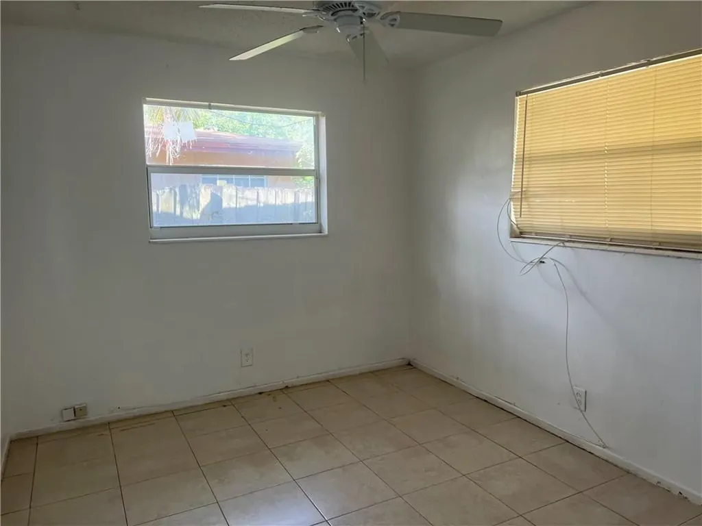 10 NW 19th Street Pompano Beach FL 33060