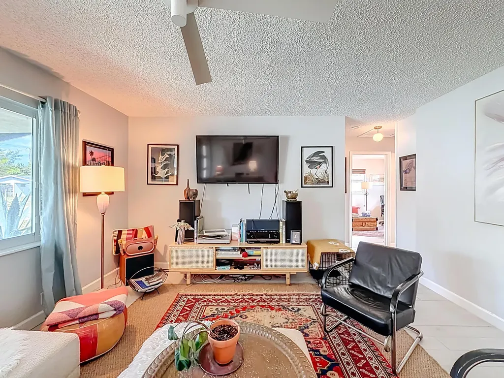 6 SE 10th Court Deerfield Beach FL 33441