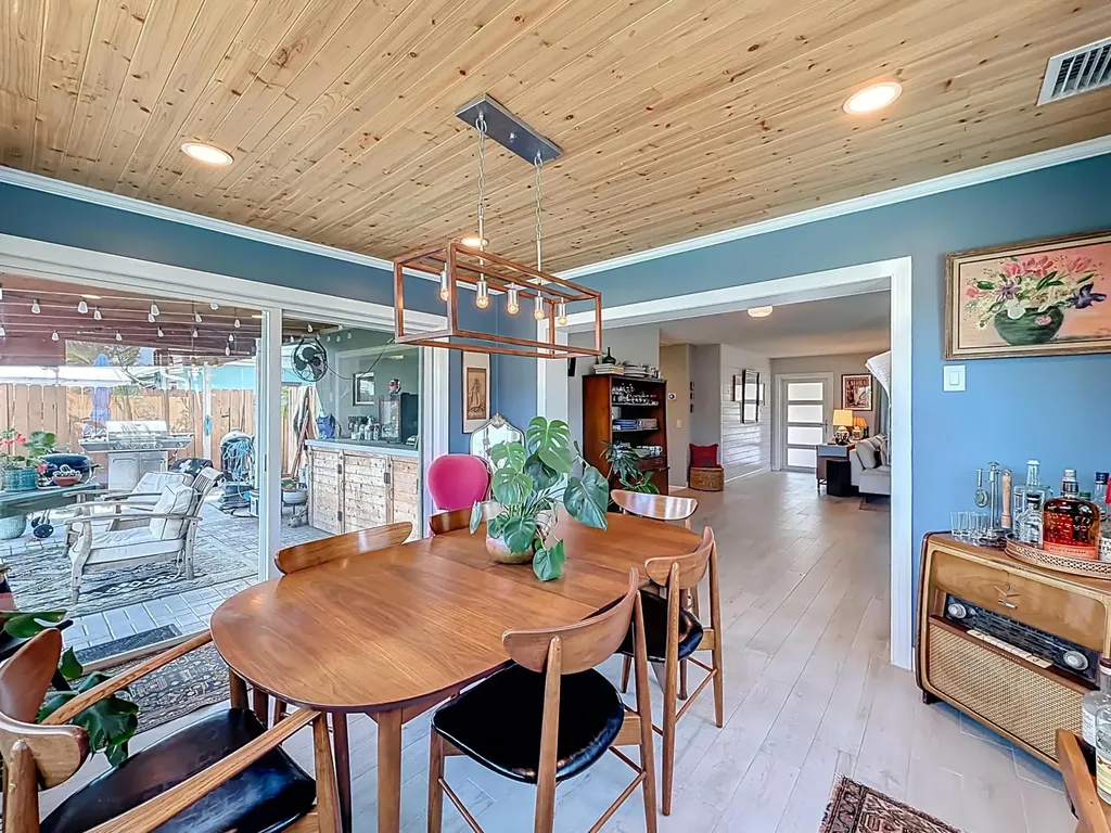 6 SE 10th Court Deerfield Beach FL 33441