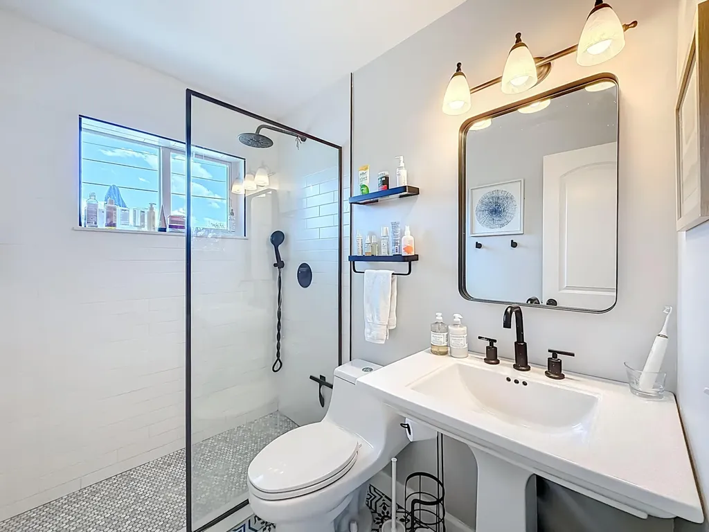 6 SE 10th Court Deerfield Beach FL 33441