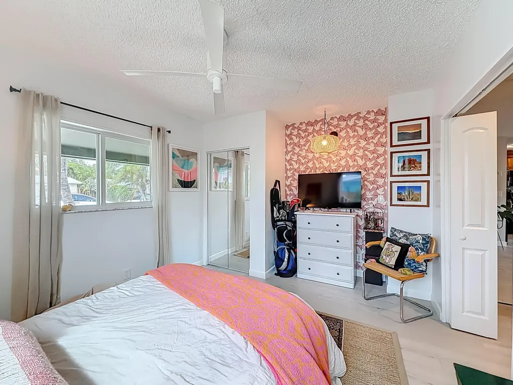 6 SE 10th Court Deerfield Beach FL 33441