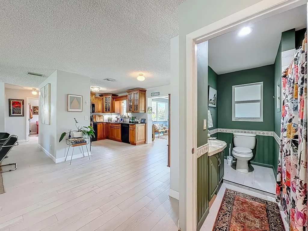 6 SE 10th Court Deerfield Beach FL 33441