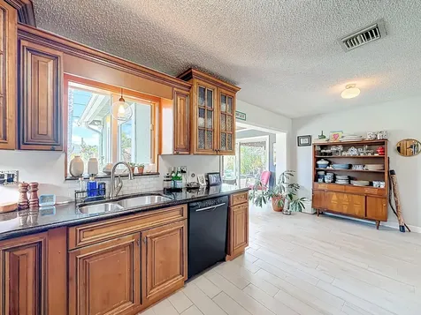 6 SE 10th Court Deerfield Beach FL 33441