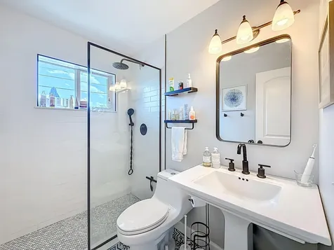 6 SE 10th Court Deerfield Beach FL 33441