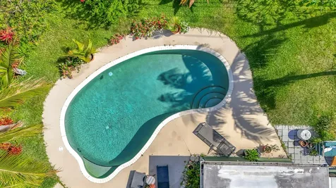 6 SE 10th Court Deerfield Beach FL 33441