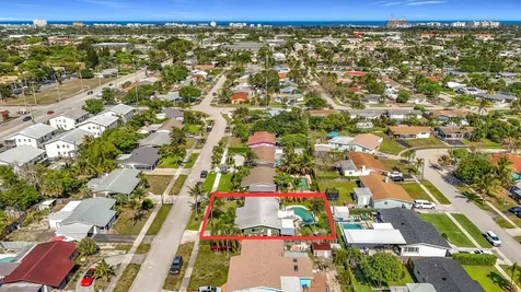 6 SE 10th Court Deerfield Beach FL 33441