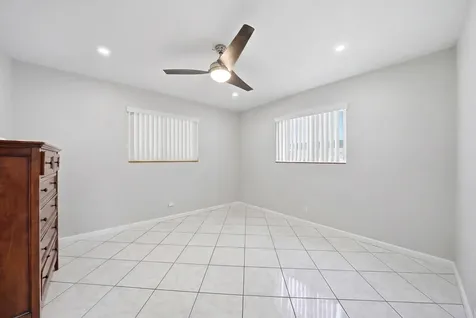6410 Harding Street Hollywood FL 33024
