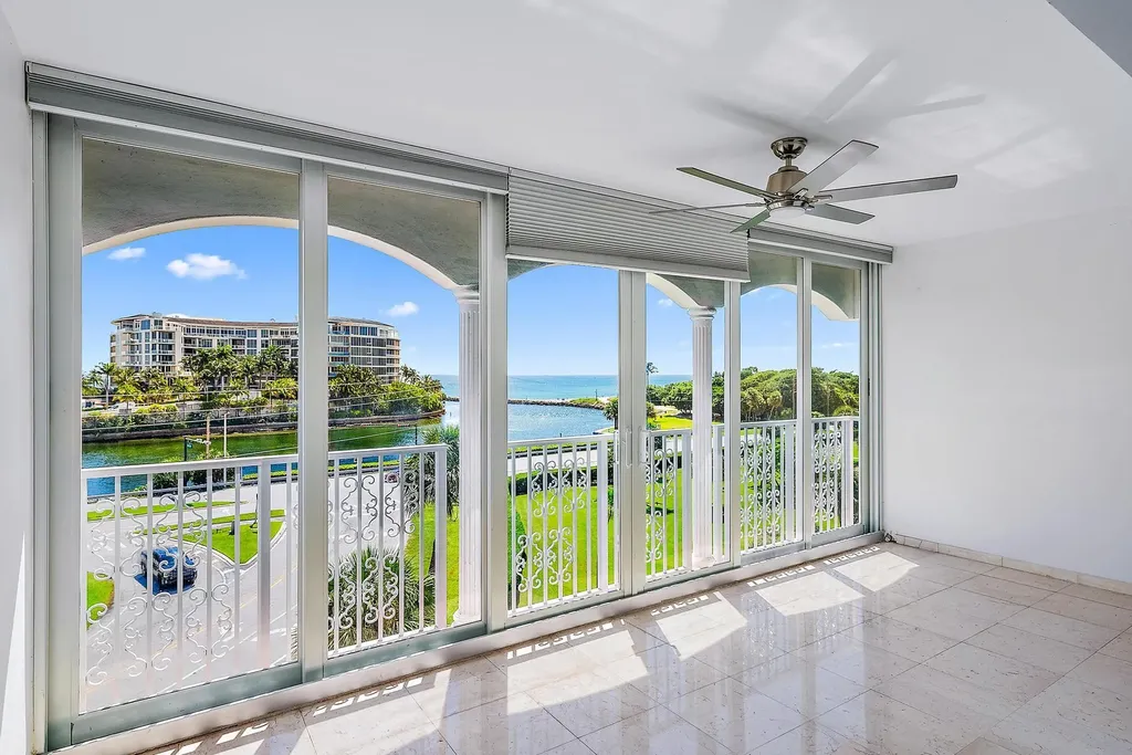 1001 E Camino Real Boca Raton FL 33432