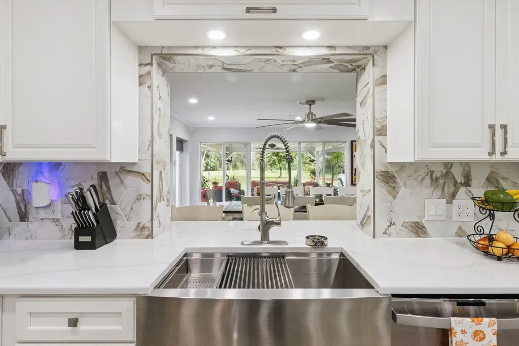 1950 Foxhollow Drive E Auburndale FL 33823