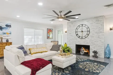 1950 Foxhollow Drive E Auburndale FL 33823