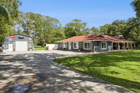 1950 Foxhollow Drive E Auburndale FL 33823