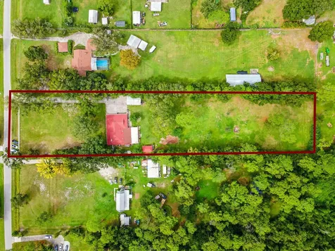 1950 Foxhollow Drive E Auburndale FL 33823