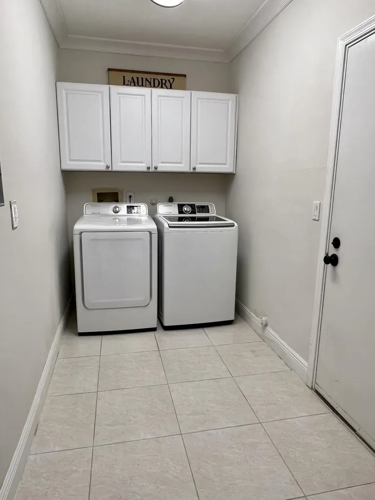1905 Canterbury Circle Wellington FL 33414