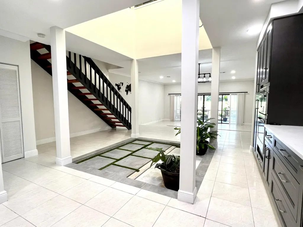 1905 Canterbury Circle Wellington FL 33414