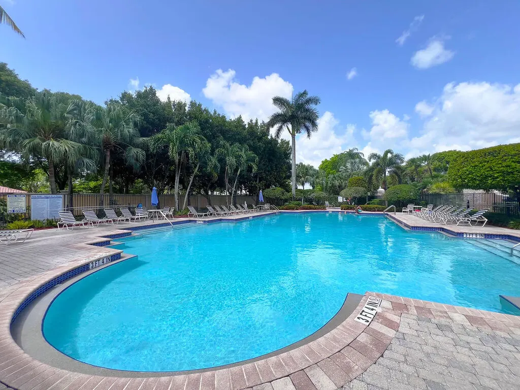 137 Canterbury Place Royal Palm Beach FL 33414