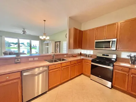 137 Canterbury Place Royal Palm Beach FL 33414